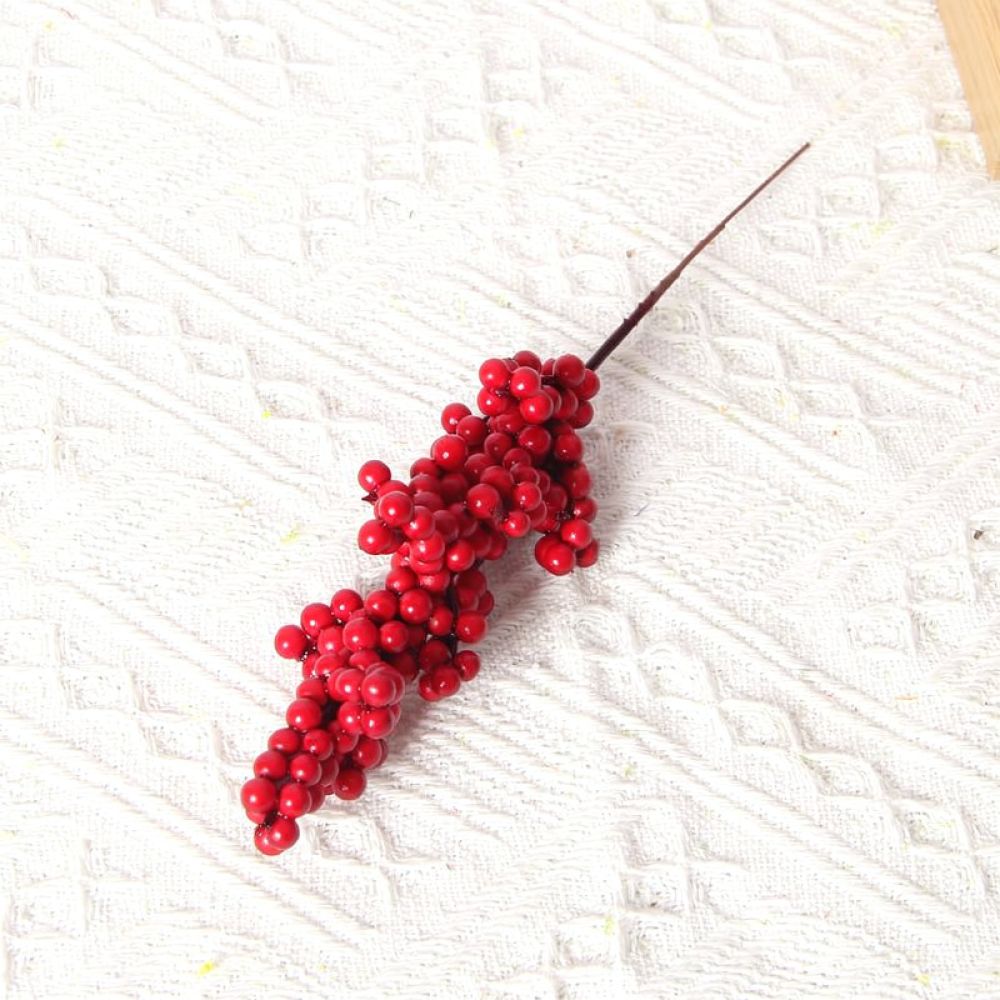 Christmas Tree Artificial - Hiasan Buah Beri Merah Buatan untuk